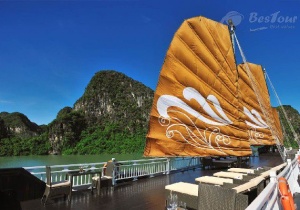 Du thuyền 5 sao được du khách yêu thích tại Hạ Long