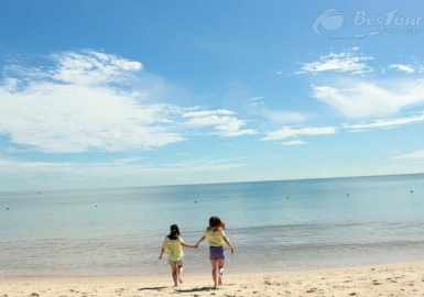 Khám phá nét hoang sơ của bãi biển Thuận An