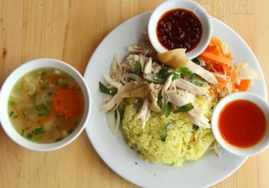 Cơm gà Hội An - món ăn bình dị mà vô cùng hấp dẫn