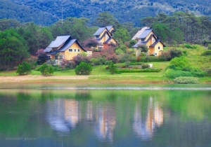 Ngẩn ngơ với vẻ đẹp thơ mộng của hồ Tuyền Lâm