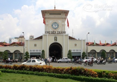 Đến với biểu tưởng của Sài Gòn – chợ Bến Thành