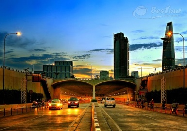 Hầm Thủ Thiêm - Con đường băng qua sông Sài Gòn huyền thoại