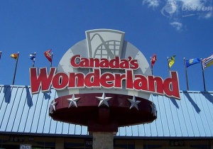 Thỏa sức vui chơi giải trí tại Canada Wonderland