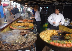 Nhộn nhịp với đại tiệc cá trích Helsinki  lớn nhất Phần Lan