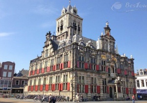 Bí mật bên trong tòa thị chính Delft