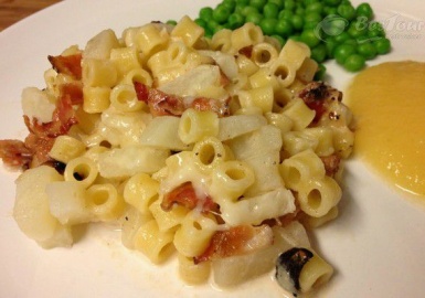 Mỳ ống nấu phô mai - món ngon khó cưỡng khi du lịch Thụy Sỹ