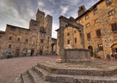 Trung tâm lịch sử San Gimignano - cỗ máy thời gian của nước Ý