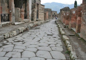 Khám phá thành phố kì quái Pompeii