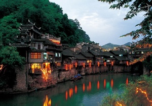 Sông Đà Giang - linh hồn của Phượng Hoàng Cổ Trấn