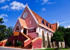 Nhà thờ Domaine de Marie