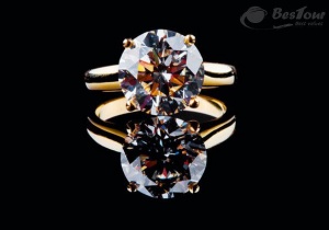 Choáng ngợp trước vẻ lộng lẫy của World Gems Collection