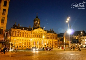 Khám phá cung điện Hoàng gia Hà Lan