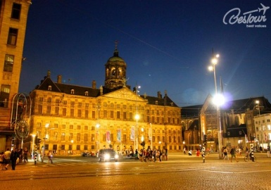 Khám phá cung điện Hoàng gia Hà Lan