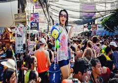 Tháng 4 này tham dự lễ hội té nước Thái Lan, đừng quên 5 điều dưới đây