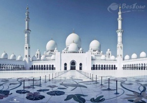 Bước vào thánh đường lộng lẫy nhất Trung Đông - Sheikh Zayed