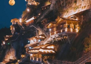 Vọng Tiên Cốc, chốn bồng lai với vách nhà cheo leo triền núi