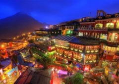 Làng văn hóa Cửu Tộc