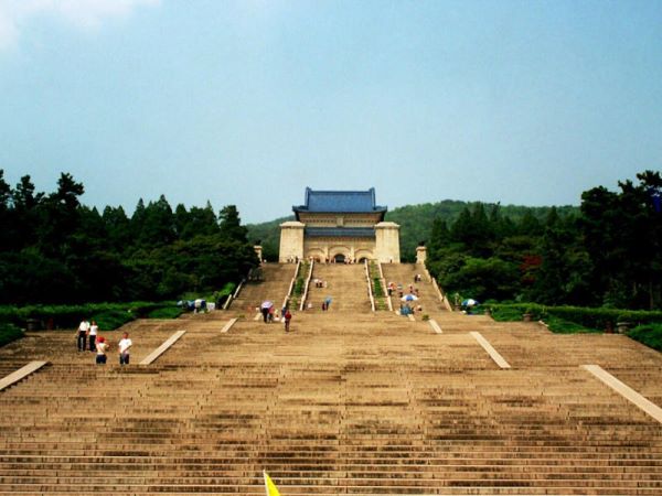 Khám phá Cố đô Nam Kinh ngàn năm tuổi ở Trung Quốc Khám phá Cố đô Nam Kinh ngàn năm tuổi ở Trung Quốc