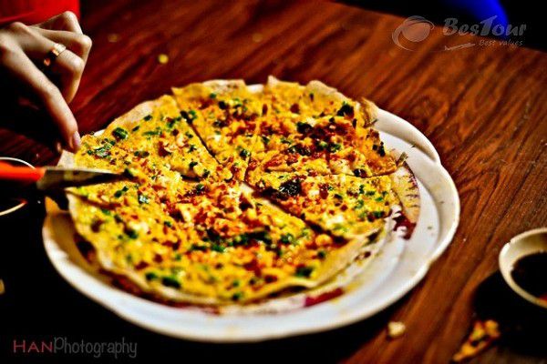 Món bánh tráng nướng - pizza của Đà Lạt Món bánh tráng nướng - pizza của Đà Lạt