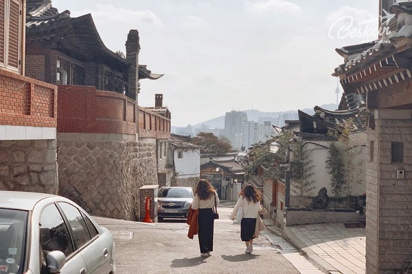 Một thoáng Hàn Quốc cổ xưa tại làng dân tộc Bukchon Hanok