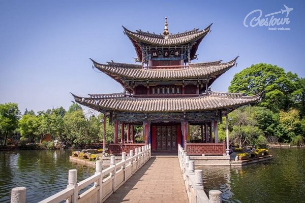 Ngẩn ngơ trước vẻ đẹp của công viên Hắc Long Đàm - Trung Quốc Ngẩn ngơ trước vẻ đẹp của công viên Hắc Long Đàm - Trung Quốc