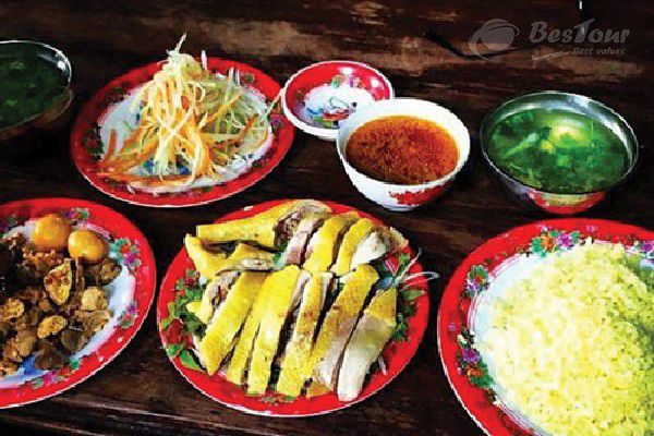 Cơm gà bà Buội - đặc sản Hội An Cơm gà bà Buội - đặc sản Hội An