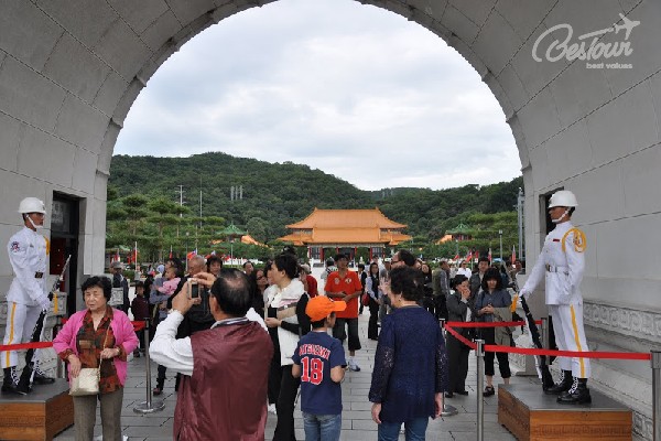 Trung Liệt Từ - địa danh tưởng nhớ các anh hùng lập quốc của Đài Loan Trung Liệt Từ - địa danh tưởng nhớ các anh hùng lập quốc của Đài Loan