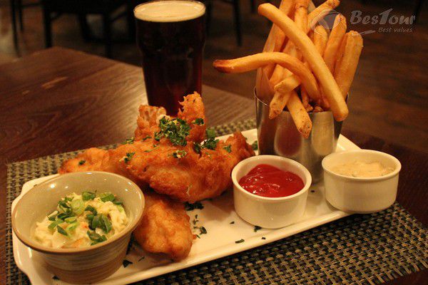 Thưởng thức món ăn Fish and Chips gây náo loạn nước Anh Thưởng thức món ăn Fish and Chips gây náo loạn nước Anh