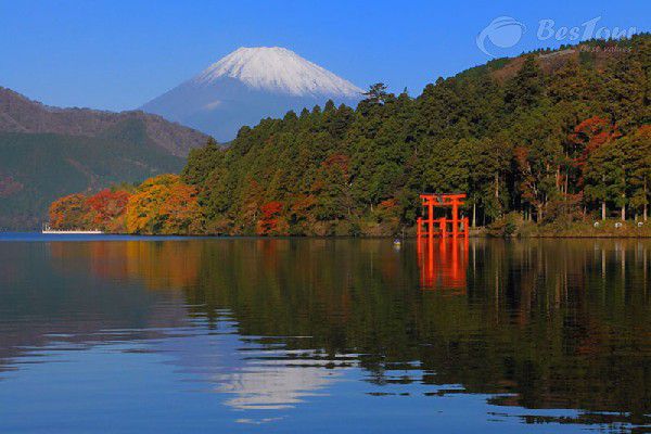 Ngây ngất tiên cảnh nơi hồ Ashi Ngây ngất tiên cảnh nơi hồ Ashi