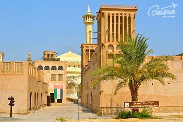 Bastakiya - khu phố cổ, khu chợ Ba Tư nổi tiếng của Dubai Bastakiya - khu phố cổ, khu chợ Ba Tư nổi tiếng của Dubai