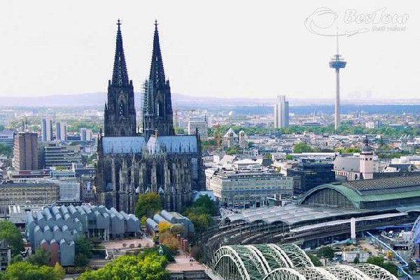 Nhà thờ Dom – tuyệt tác nghệ thuật nước Đức Nhà thờ Dom – tuyệt tác nghệ thuật nước Đức