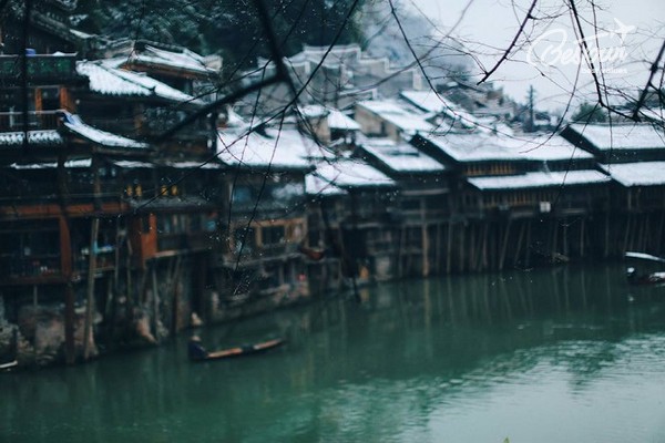 Bỏ túi bí kíp du hí Phượng Hoàng Cổ Trấn mùa hè này Bỏ túi bí kíp du hí Phượng Hoàng Cổ Trấn mùa hè này