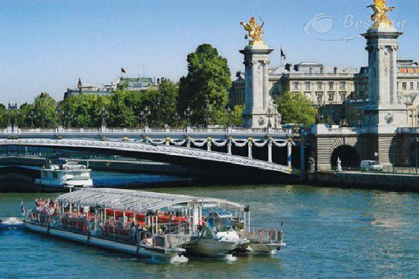 Ngẩn ngơ trước vẻ đẹp sông Seine thơ mộng Ngẩn ngơ trước vẻ đẹp sông Seine thơ mộng