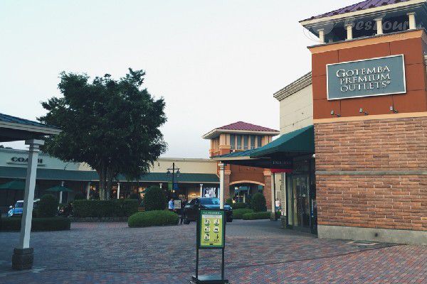 Gotemba Premium Outlets Nhật Bản – thế giới của những tín đồ thời trang Gotemba Premium Outlets Nhật Bản – thế giới của những tín đồ thời trang