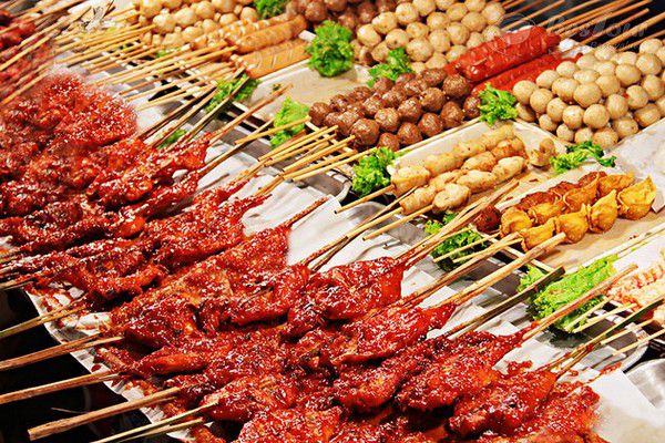 Walking Street - con phố đi bộ nổi tiếng Thái Lan Walking Street - con phố đi bộ nổi tiếng Thái Lan