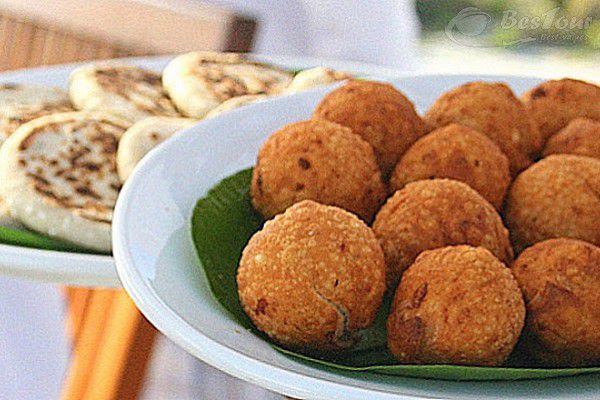 Đậm đà món cá hun khói với dừa nạo và hành tại Maldives Đậm đà món cá hun khói với dừa nạo và hành tại Maldives