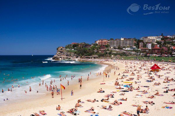 Du lịch Úc xua tan cái nóng nực ngày hè với bãi biển Bondi Du lịch Úc xua tan cái nóng nực ngày hè với bãi biển Bondi