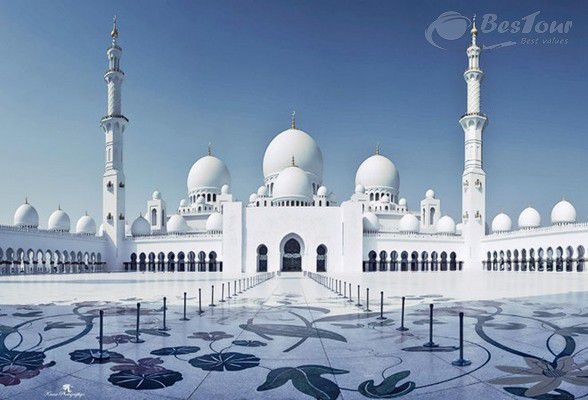 Bước vào thánh đường lộng lẫy nhất Trung Đông - Sheikh Zayed Bước vào thánh đường lộng lẫy nhất Trung Đông - Sheikh Zayed