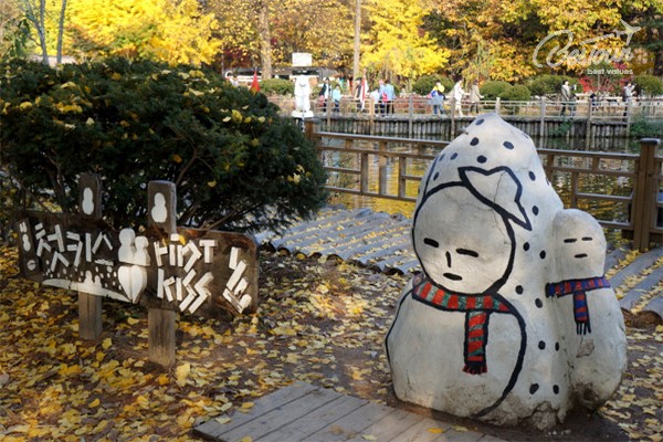 Đảo Nami chuyển mình sang thu Đảo Nami chuyển mình sang thu