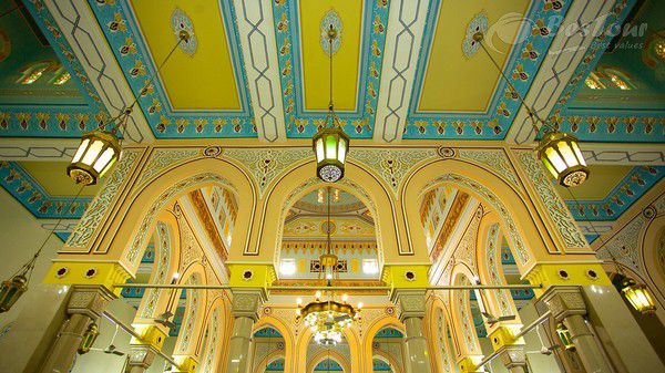 Đáp xuống Dubai chiêm ngưỡng vẻ hoành tráng của đền thờ Hồi Giáo Jumeirah Đáp xuống Dubai chiêm ngưỡng vẻ hoành tráng của đền thờ Hồi Giáo Jumeirah