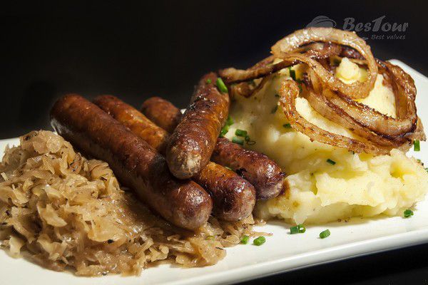 Điểm tên các loại xúc xích nổi tiêng nước Đức Điểm tên các loại xúc xích nổi tiêng nước Đức