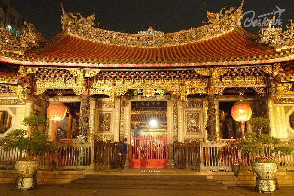 Long Sơn - ngôi chùa cổ kính vạn người mê Long Sơn - ngôi chùa cổ kính vạn người mê