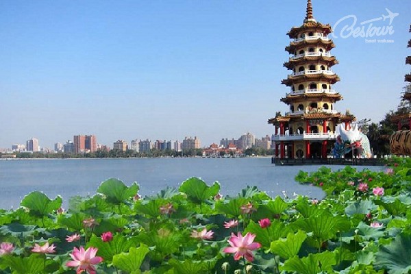 Đầm Liên Trì - nét nghệ thuật độc đáo của Cao Hùng Đầm Liên Trì - nét nghệ thuật độc đáo của Cao Hùng