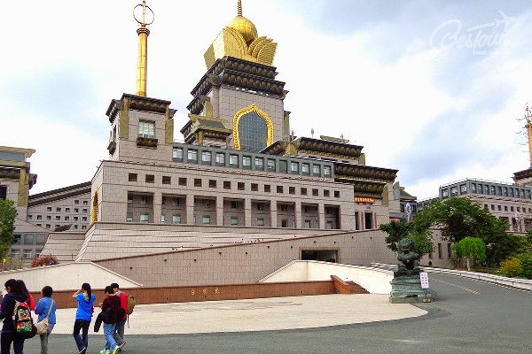 Trung Đài Thiền Tự - thánh địa Phật giáo của Đài Loan Trung Đài Thiền Tự - thánh địa Phật giáo của Đài Loan