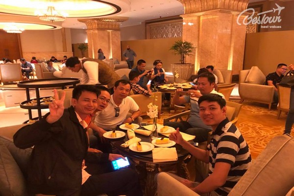 Choáng ngợp trước thiên đường 7 sao - khách sạn Emirates Palace  Choáng ngợp trước thiên đường 7 sao - khách sạn Emirates Palace