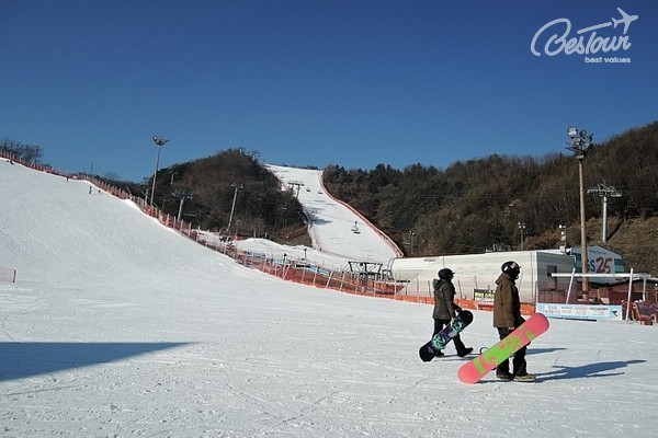Trải nghiệm thú vị tại không gian mênh mông của khu trượt tuyết Elysian Gangchon Trải nghiệm thú vị tại không gian mênh mông của khu trượt tuyết Elysian Gangchon
