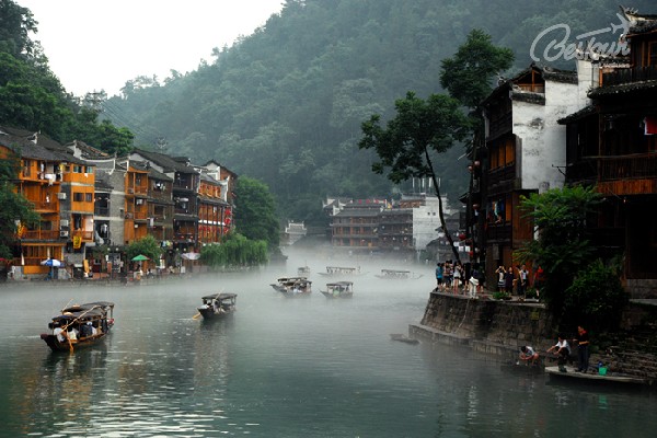 Sông Đà Giang - linh hồn của Phượng Hoàng Cổ Trấn Sông Đà Giang - linh hồn của Phượng Hoàng Cổ Trấn