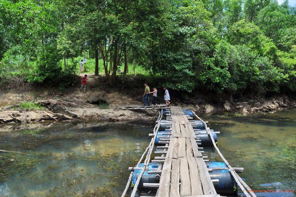 Khám phá một thời oai hùng nơi Vực Quành Khám phá một thời oai hùng nơi Vực Quành