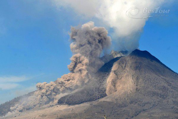 Khám phá núi lửa Vesuvius kì vĩ Khám phá núi lửa Vesuvius kì vĩ