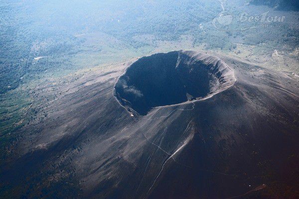 Khám phá núi lửa Vesuvius kì vĩ Khám phá núi lửa Vesuvius kì vĩ